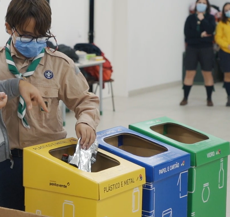 Sociedade Ponto Verde e Corpo Nacional de Escutas juntam-se para equipar 1200 sedes com ecopontos 