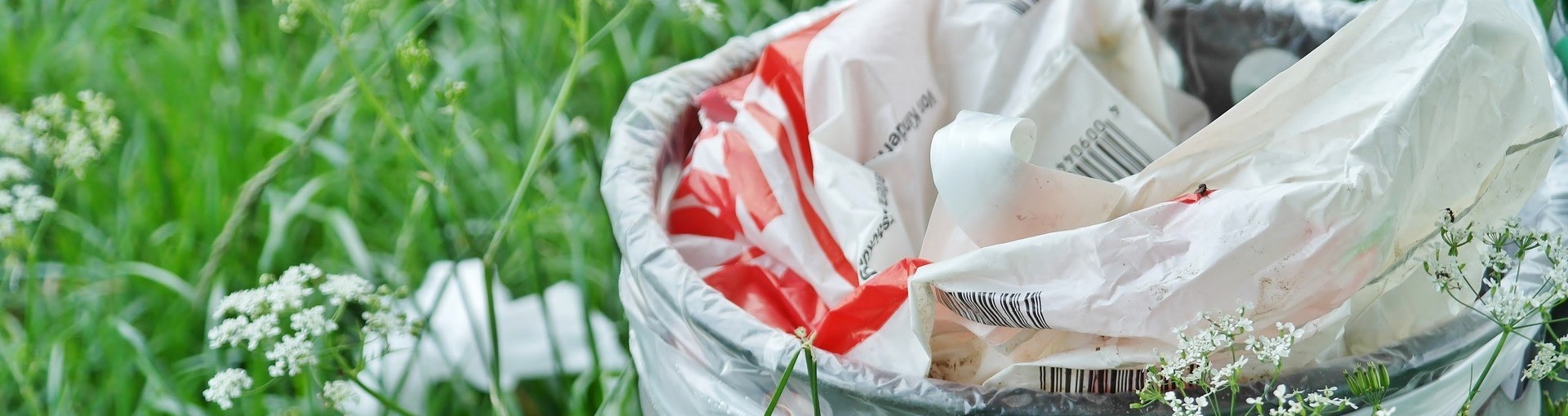 Os plásticos oxodegradáveis e o seu risco ambiental